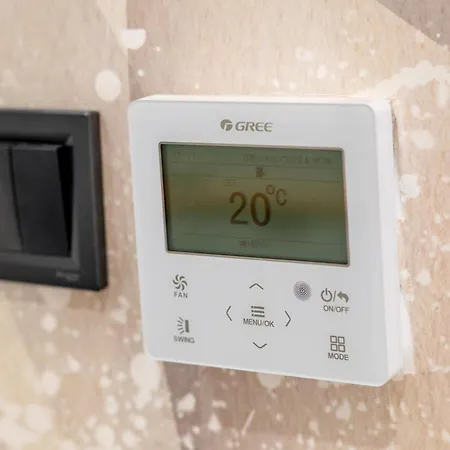 Wesselényi-w31-modern 3 Bedroom Apartment *