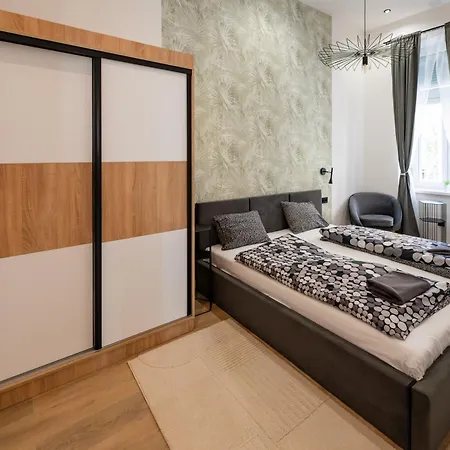 Wesselenyi-w31-modern 3 Bedroom * 부다페스트