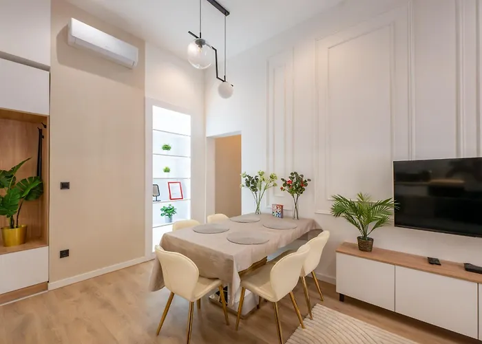 Wesselenyi-w31-modern 3 Bedroom 아파트